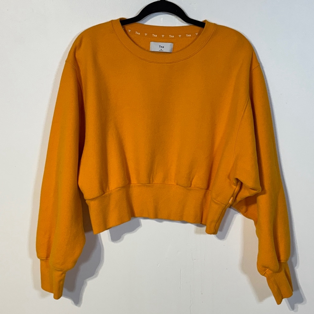 Aritzia TNA Perkins Sweater Cropped Crewneck Size Medium Bright Yellow